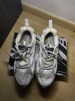 Off-White Be Right Back Sneakers PRECIO NEGOCIABLE