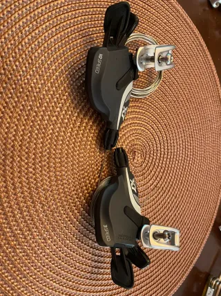 Pulsadores SRAM X7 3x10 Velocidades