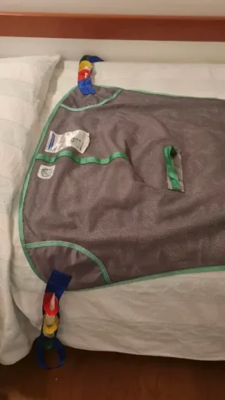 Grua levanta personas linak