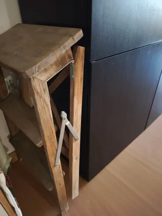 Escalera de madera 2 peldaños