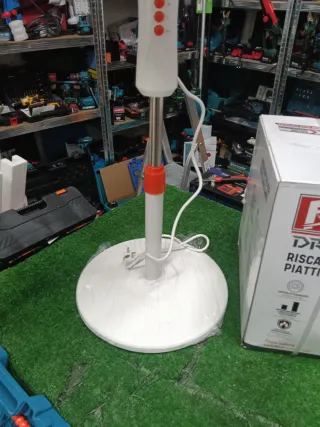 Stufa a piantana 2400W