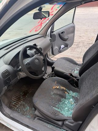 Despiece Opel combo C 1.7 DTI  Año 2004