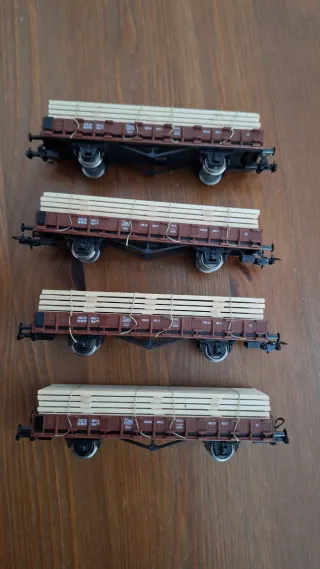 4 Vagones teleros Piko H0