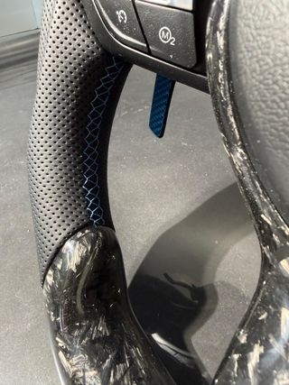 Volante BMW F30 Carbono LED