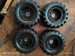 Cerchi e gomme Nikko Thor Hawg Malibu