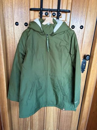 Abrigo Wombat & Co. Porteo opcional