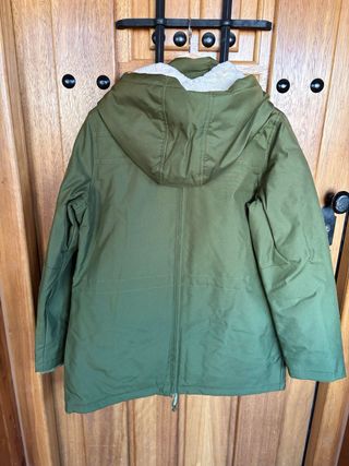 Abrigo Wombat & Co. Porteo opcional