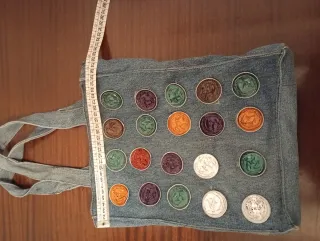 Bolso de tela vaquera con adornos