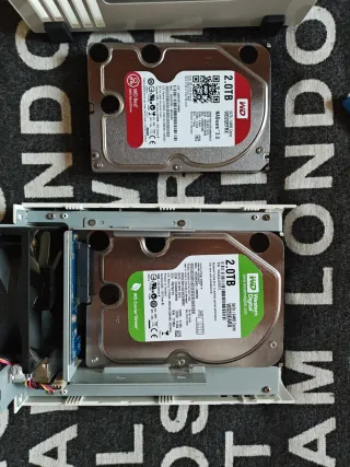 NAS Synology DS212j con 2 HDD 2TB