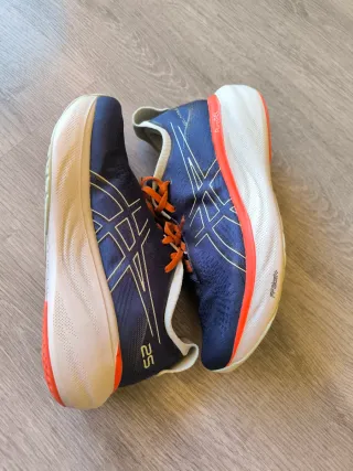 ASICS Gel-Nimbus 25 TR Talla 43.5 Nuevas