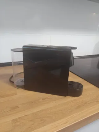 Cafetera Nespresso Krups Negra