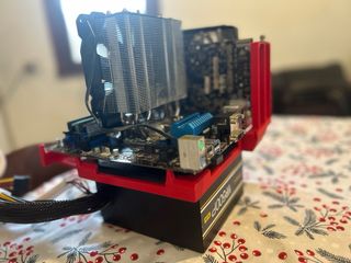 Supporto banco prova PC ATX/mATX/ITX