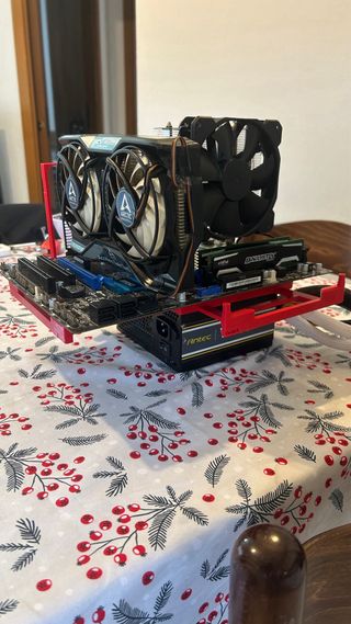 Supporto banco prova PC ATX/mATX/ITX