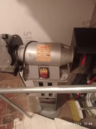 Esmeriladora YA 11201 900W