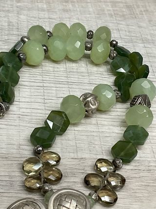 Collana Giada e Argento con Fiore