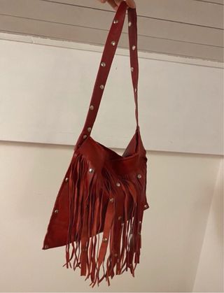 Borsa in pelle rossa con frange