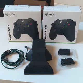 Estación Carga + 2 Mandos Xbox Carbon Black nuevos