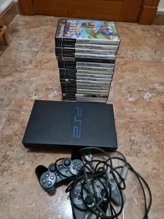 Console PlayStation 2 nera + 17 giochi