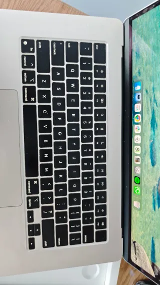 MacBook Air 15 M2 8GB RAM 256GB Plata