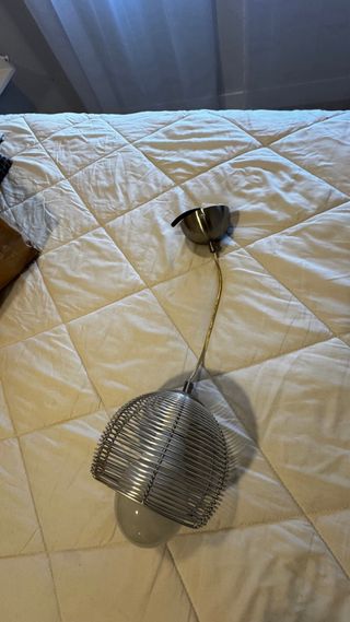 Lámpara colgante de metal plateado