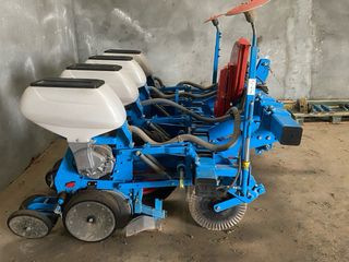 Monosem NG Plus 4 + KIT S.DIRECTA 200has de uso