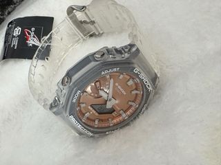 G-SHOCK GA-2100BM-7AER Plata Nuevos con garantía