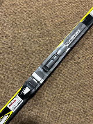 Esquís de fondo Fischer con bastones