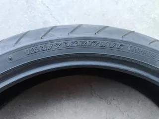 Neumáticos Bridgestone 180/55/17 y 120/70/17