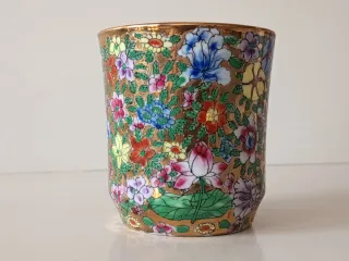 Jarra porcelana Guangcai floral dorada