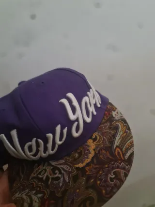 Gorra Snapback New York Morada