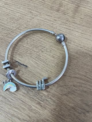 Pulsera Pandora Rígida con Charms