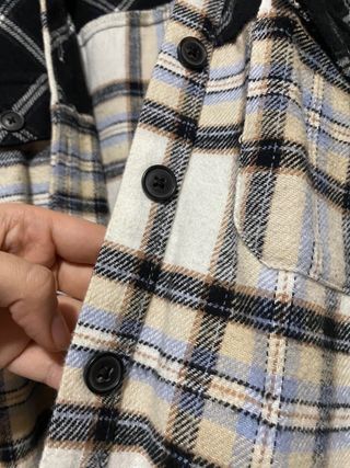 Chaqueta cuadros beige y negro