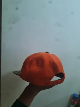 Gorra snapback estilo urbano