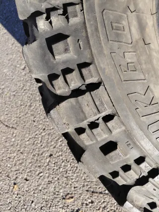 Neumático 31/10.5x15