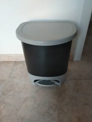 Papelera con pedal 30L