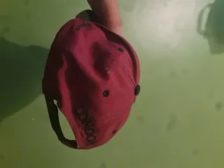 Gorra Snapback London Roja y Negra