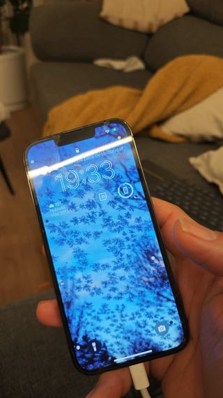 Schermo iPhone 13 Pro originale incrinato