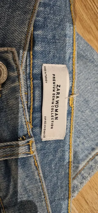 Pantalón vaquero desgastado azul