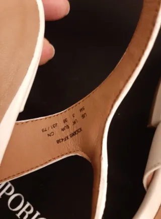 Sandalias Emporio Armani Piel Blanca.