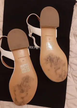 Sandalias Emporio Armani Piel Blanca.