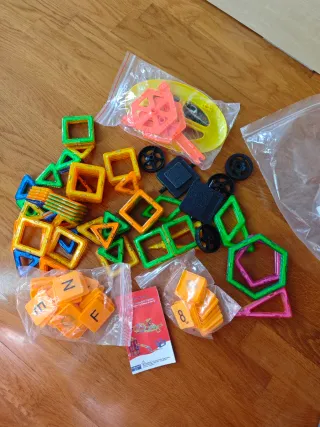 Blocchi magnetici colorati 146 pezzi