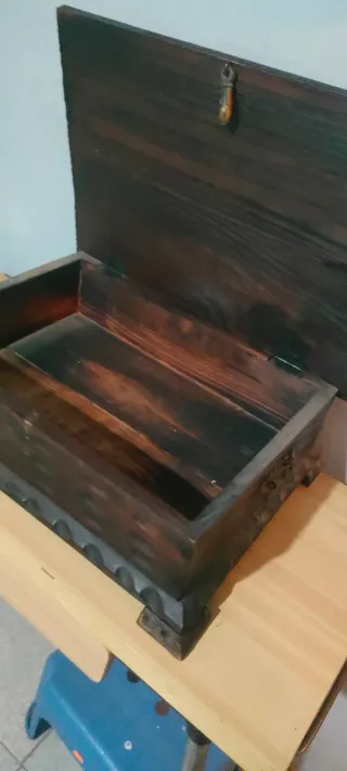 Baúl antiguo decorado