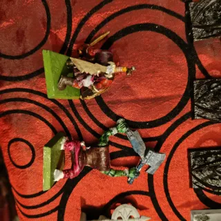 LOTE FIGURAS WARHAMMER OLD SCHOOL + JINETES IMPRIM