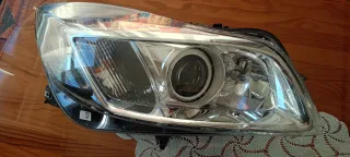 Faro Xenon Derecho Completo 2010