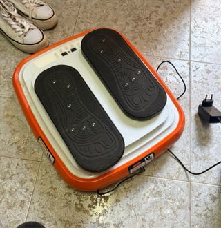 Plataforma Vibratoria ,Ejercitador Piernas