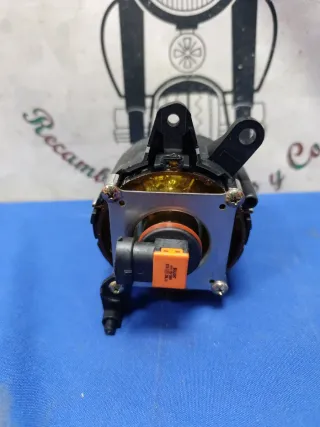Faro Antiniebla Izquierdo Audi A4 (2000-2004)