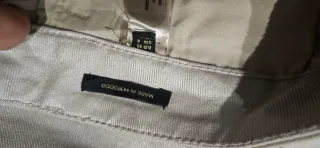 Pantalón vaquero gris brillante