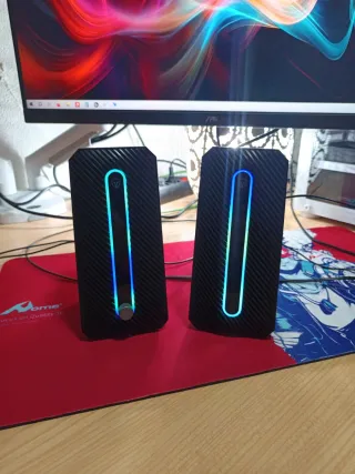 Altavoces gaming RGB negros