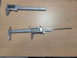 2 Calibres Digitales Electrónicos