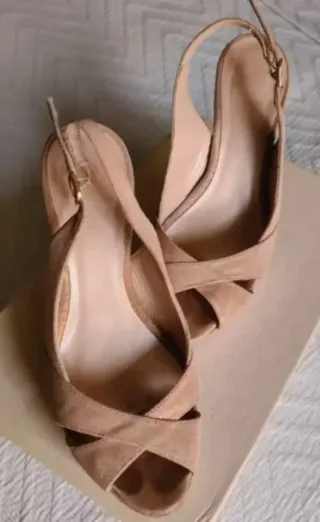 Conjunto fiesta zapatos TALLA35, bolso,collar,flor